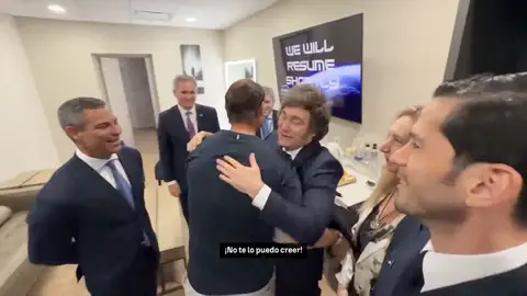 Javier Milei y Rafa Nadal se abrazan antes de un acto en Miami Javier Milei y Rafa Nadal se abrazan antes de un acto en Miami