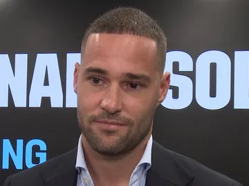 Mario Suárez atendiendo a los medios de comunicación Mario Suárez atendiendo a los medios de comunicación