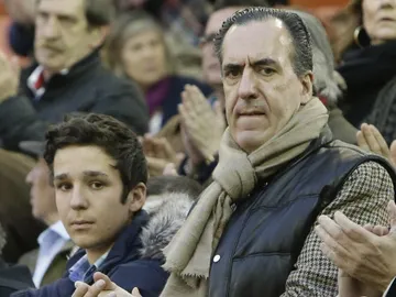 Jaime de Marichalar, con su hijo Froilán en 2016 Jaime de Marichalar, con su hijo Froilán en 2016