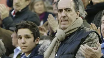 Jaime de Marichalar, con su hijo Froilán en 2016 Jaime de Marichalar, con su hijo Froilán en 2016