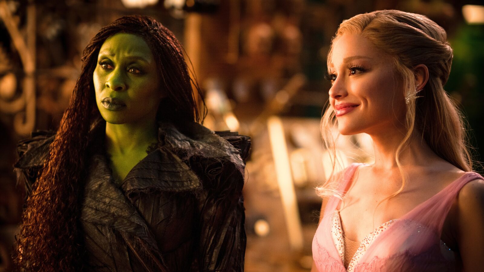 Ariana Grande, conmovida tras ser nominada por segunda vez a los Globos de Oro por su Glinda en Wicked: 