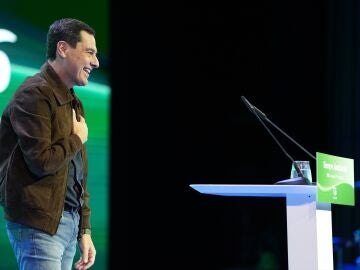 Juanma Moreno, reelegido como líder del PP de Andalucía: "Me dejaré la piel para que este partido vuelva a ser la primera fuerza"