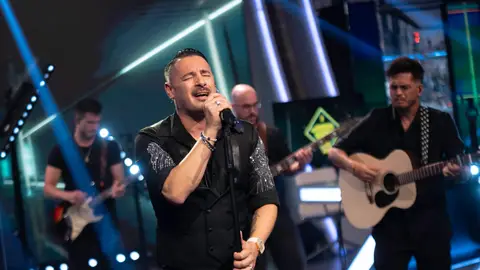 ¡Espectacular! Andy presenta Marioneta en El Hormiguero, su primer single en solitario ¡Espectacular! Andy presenta Marioneta en El Hormiguero, su primer single en solitario