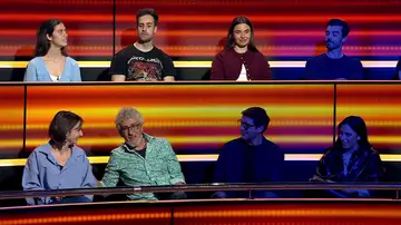 David Fernández, asustado tras escuchar a la concursante de su lado: “¿La podéis cambiar de sitio?” David Fernández, asustado tras escuchar a la concursante de su lado: “¿La podéis cambiar de sitio?”