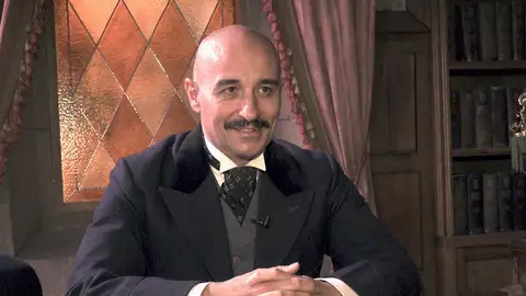 "He podido rescatar cosas de Jesús de la Reina": Alain Hernández compara a Gustavo con su personaje en Sueños de libertad "He podido rescatar cosas de Jesús de la Reina": Alain Hernández compara a Gustavo con su personaje en Sueños de libertad