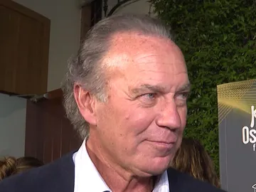 Bertín Osborne atendiendo a la prensa Bertín Osborne atendiendo a la prensa