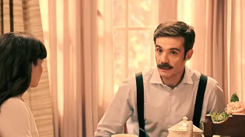 Capítulo 436 de Sueños de libertad; 13 de noviembre: Gabriel se sienta en el sillón de director mientras Joaquín recibe una oferta de la competencia Capítulo 436 de Sueños de libertad; 13 de noviembre: Gabriel se sienta en el sillón de director mientras Joaquín recibe una oferta de la competencia