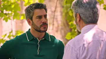 Andrés contrata a Amador Rojas para que le ayude a investigar a Gabriel Andrés contrata a Amador Rojas para que le ayude a investigar a Gabriel