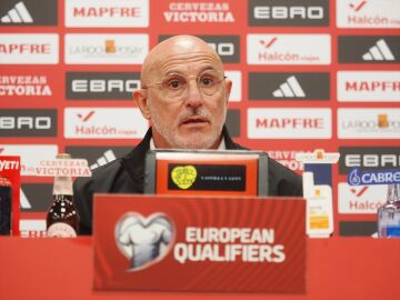 De la Fuente en rueda de prensa