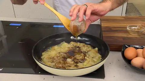 Incorpora salsa de soja Incorpora salsa de soja