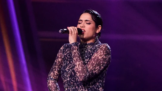 Sheila conmueve con su versión de ‘Soy lo prohibido’ en La Voz: “Hiciste tuya la canción” Sheila conmueve con su versión de ‘Soy lo prohibido’ en La Voz: “Hiciste tuya la canción”