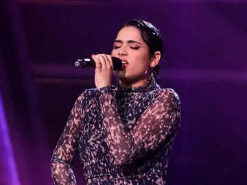 Sheila conmueve con su versión de ‘Soy lo prohibido’ en La Voz: “Hiciste tuya la canción” Sheila conmueve con su versión de ‘Soy lo prohibido’ en La Voz: “Hiciste tuya la canción”