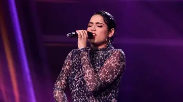 Sheila conmueve con su versión de ‘Soy lo prohibido’ en La Voz: “Hiciste tuya la canción” Sheila conmueve con su versión de ‘Soy lo prohibido’ en La Voz: “Hiciste tuya la canción”