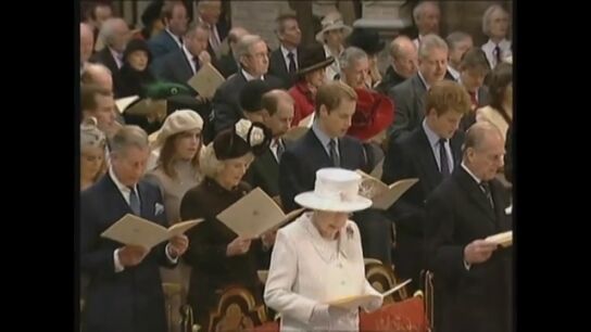 Efem&eacute;rides de hoy 19 de noviembre de 2025: Isabel II y el pr&iacute;ncipe Felipe celebran sus bodas de diamante