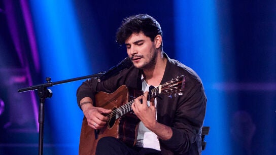 Mateo Latorre crea magia en La Voz con &lsquo;I love you&rsquo; y emociona al p&uacute;blico