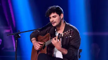 Mateo Latorre crea magia en La Voz con ‘I love you’ y emociona al público Mateo Latorre crea magia en La Voz con ‘I love you’ y emociona al público