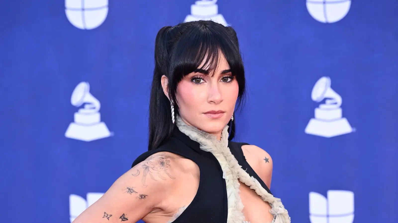 Latin Grammy 2025: los tres looks de Aitana y el original vestido de Pilar Rubio