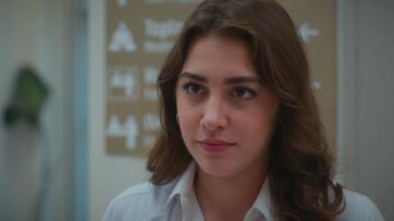 Seren saca las garras y le da un demoledor aviso a Maral en el hospital Seren saca las garras y le da un demoledor aviso a Maral en el hospital