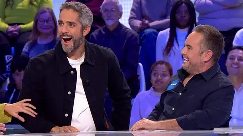 La fascinante magia de Jorge Blass dedicada a Roberto Leal: “Estas cartas dicen cosas de tu personalidad” La fascinante magia de Jorge Blass dedicada a Roberto Leal: “Estas cartas dicen cosas de tu personalidad”