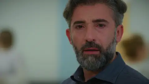 El secreto de Harun al descubierto: el dolor que esconde detrás de su frialdad El secreto de Harun al descubierto: el dolor que esconde detrás de su frialdad