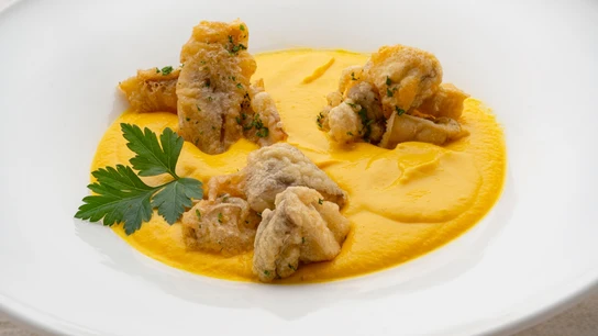 Crema de calabaza asada con setas, de Joseba Arguiñano: "El sabor concentrado hará que quede más rica" Crema de calabaza asada con setas, de Joseba Arguiñano: "El sabor concentrado hará que quede más rica"