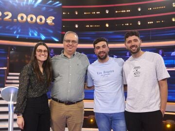 ¡Cuatro ganadores en El 1%! Sólo un finalista falla la última pregunta sobre la baraja de cartas