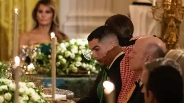 Cristiano Ronaldo en la cena de gala en la Casa Blanca Cristiano Ronaldo en la cena de gala en la Casa Blanca