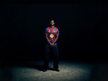 Imagen de la cuarta equipación del FC Barcelona