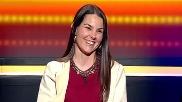 El chiste malo sobre culos de una concursante de El 1%: ¡se ríe hasta su padre! El chiste malo sobre culos de una concursante de El 1%: ¡se ríe hasta su padre!