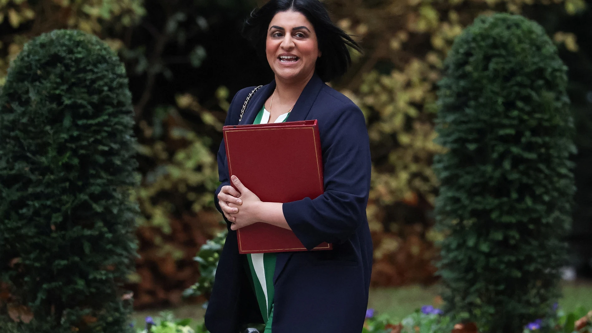 Reino Unido planea deportar a niños nacidos en el país si sus padres refugiados pierden su estatus Reino Unido planea deportar a niños nacidos en el país si sus padres refugiados pierden su estatus