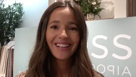 Malena Costa en un photocall Malena Costa en un photocall