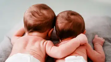 Dos bebés Dos bebés