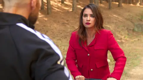 Nando acorrala a Patricia y le amenaza con llevarse al bebé: Nando acorrala a Patricia y le amenaza con llevarse al bebé: