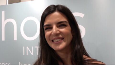 Clara Lago en un photocall