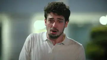 Seren sufre un brutal atropello tras descubrir el engaño de Uras en los próximos capítulos de Renacer Seren sufre un brutal atropello tras descubrir el engaño de Uras en los próximos capítulos de Renacer