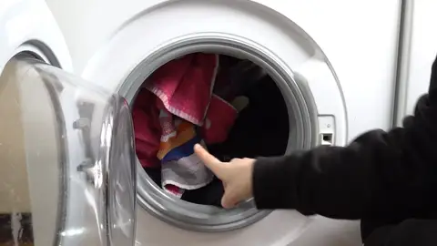 Por qué las finlandesas meten una toalla en la lavadora al lavar chaquetas de plumas Por qué las finlandesas meten una toalla en la lavadora al lavar chaquetas de plumas