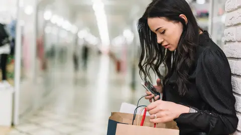 Mujer de compras Mujer de compras