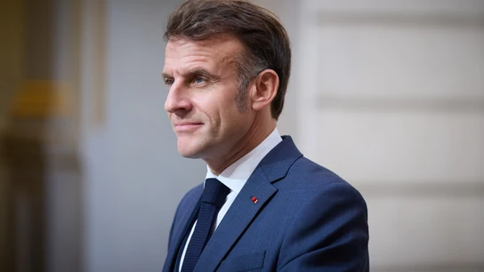 Francia/Argelia.- Macron expresa su disposición a conversar con Tebune tras la liberación del escritor Boualem Sansal November 17, 2025, Paris, France: French President Emmanuel Macron listens to a question during a joint press conference with Ukrainian President Volodymyr Zelenskyy, at the Elysee Palace, November 17, 2025, in Paris, France. Europa Press/Contacto/Ukraine Presidency/Ukrainian 17/11/2025 ONLY FOR USE IN SPAIN