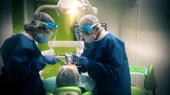 Cl&iacute;nica dental