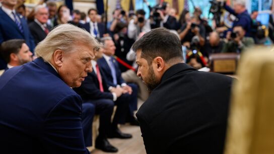 Foto de archivo del presidente de EEUU, Donald Trump, junto al presidente de Ucrania, Volod&iacute;mir Zelenski