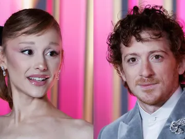 Ariana Grande e Ethan Stlater Ariana Grande e Ethan Stlater