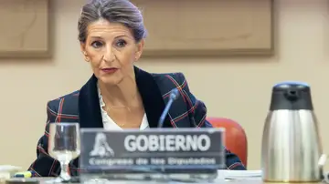Yolanda Díaz acusa a un sector del poder judicial de querer derribar al Gobierno tras condenar el TS al fiscal general Yolanda Díaz acusa a un sector del poder judicial de querer derribar al Gobierno tras condenar el TS al fiscal general
