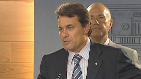 Efem&eacute;rides de hoy 27 de noviembre de 2025: Artur Mas, l&iacute;der de CiU
