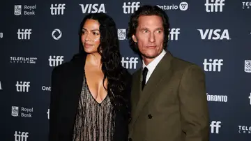 Matthew McConaughey y Camila Alvarez Matthew McConaughey y Camila Alvarez
