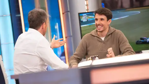 "Mi madre le dice a Marc que ya está bien": Álex Márquez desvela los deseos de su familia "Mi madre le dice a Marc que ya está bien": Álex Márquez desvela los deseos de su familia