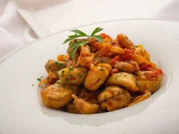 Casta&ntilde;as con fritango, de Karlos Argui&ntilde;ano