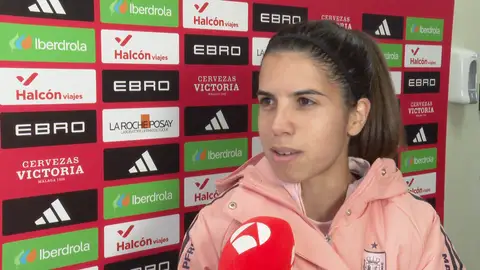 Alba Redondo atiende a Antena 3 Deportes Alba Redondo atiende a Antena 3 Deportes