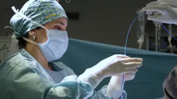 Primera operación de cerebro con láser a paciente con epilepsia Primera operación de cerebro con láser a paciente con epilepsia