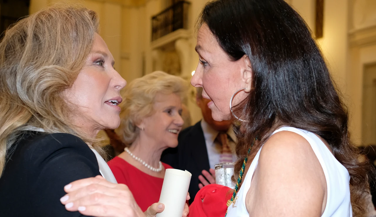 Esther y Alicia Koplowitz