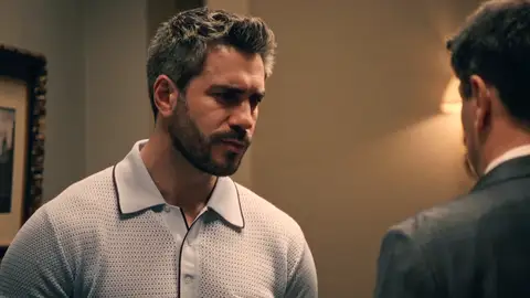 Andrés guarda silencio ante Gabriel: ¡le oculta que ha localizado a su madre! Andrés guarda silencio ante Gabriel: ¡le oculta que ha localizado a su madre!